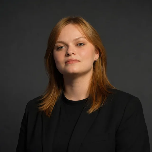 Полина